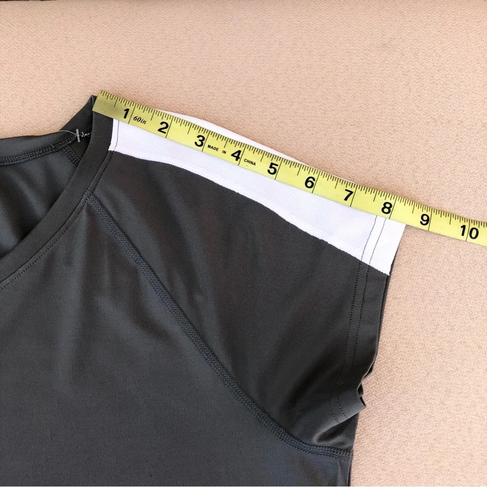 Under‎ Armour Heat Gear Gray White Short Sleeve Fitted Shirt Size L